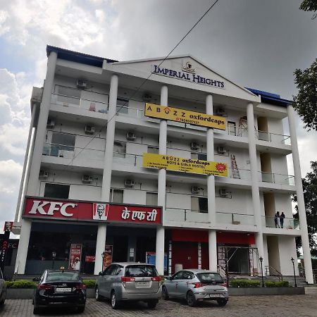 Abuzz Oxfordcaps Imperial Heights Mussoorie Dehradun Hostel Екстериор снимка