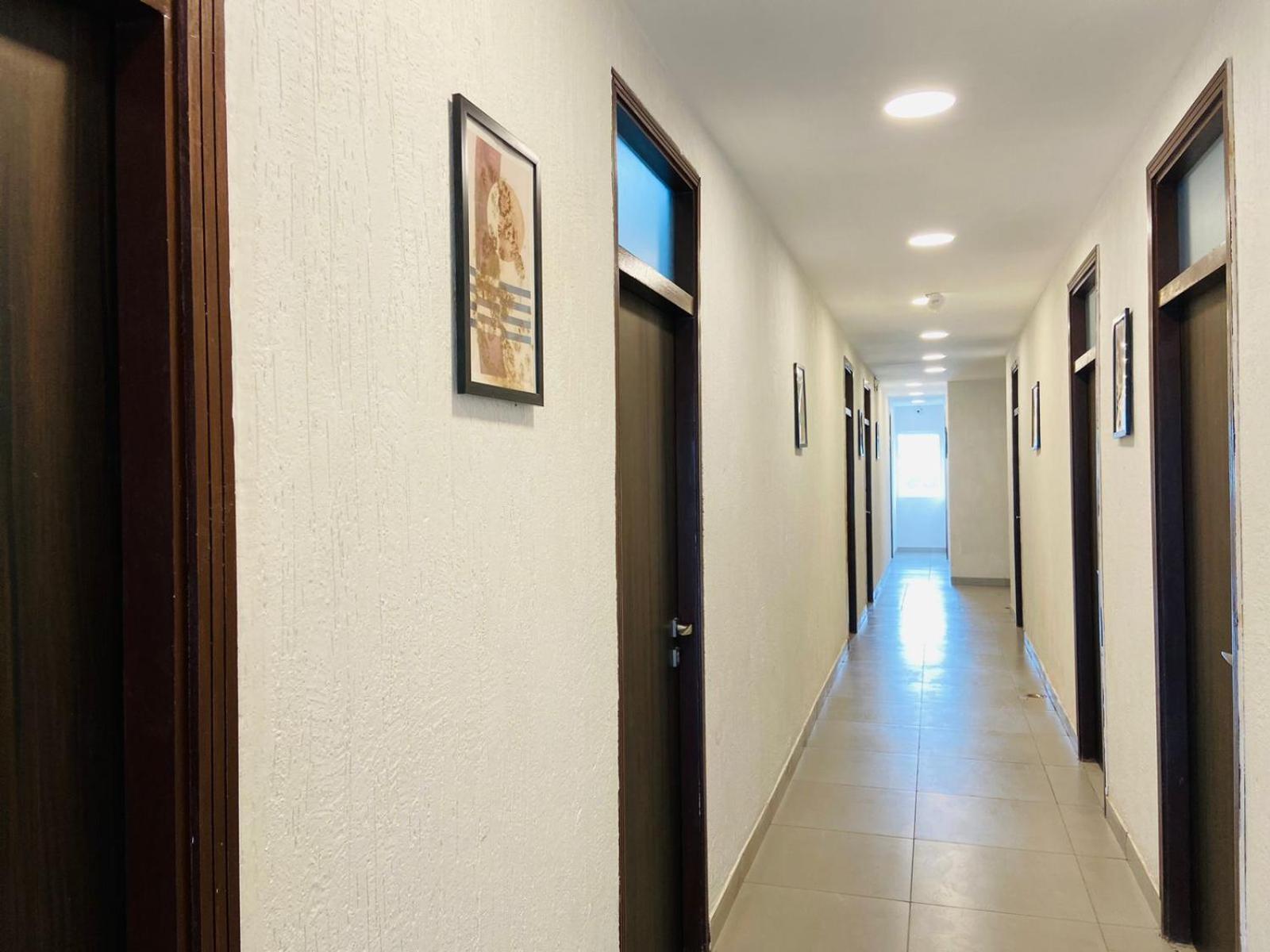 Abuzz Oxfordcaps Imperial Heights Mussoorie Dehradun Hostel Екстериор снимка
